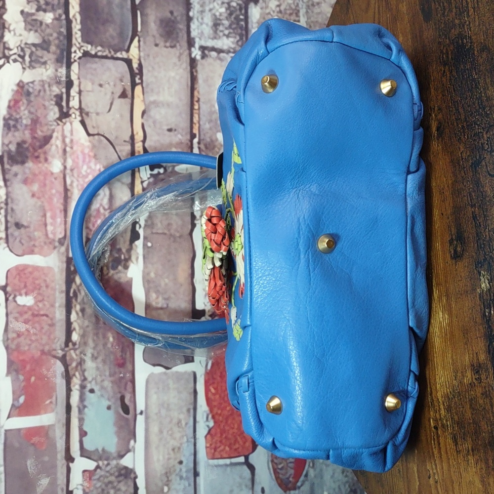 Isabella Fiore Leather Embroidery Convertible Satchel/Shoulder Bag - Picture 7 of 15